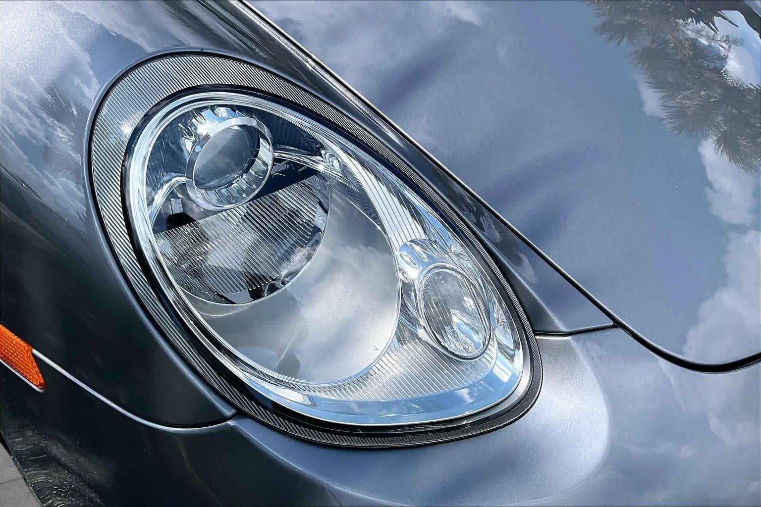 Used 2005 GRAY Porsche  image 30