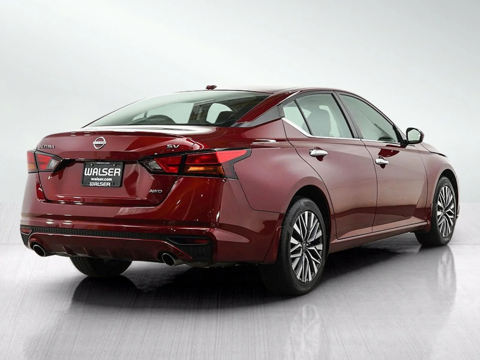Used 2024 Scarlet Ember Nissan 2.5 SV image 6