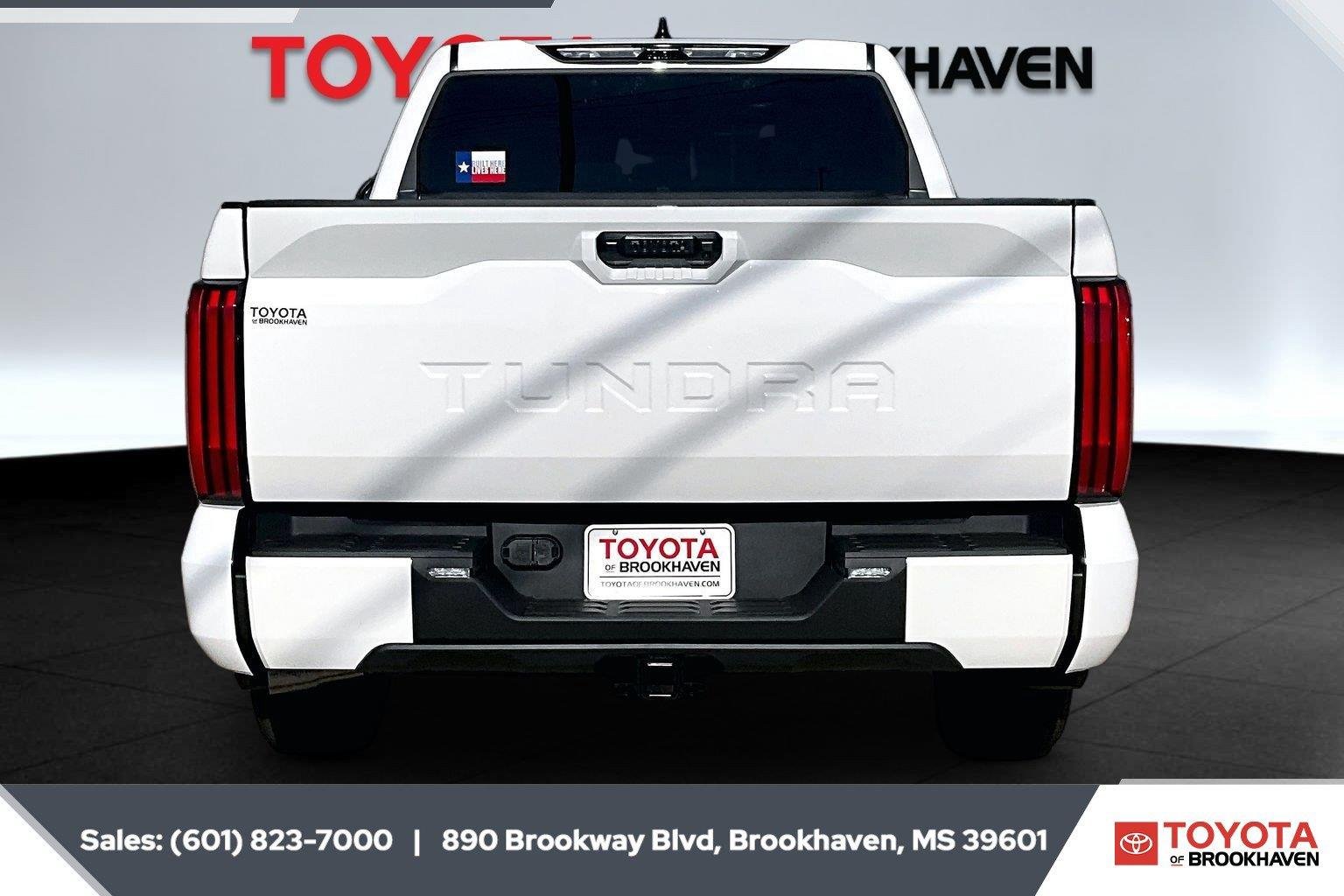 New 2026 Ice Cap Toyota SR5 image 4