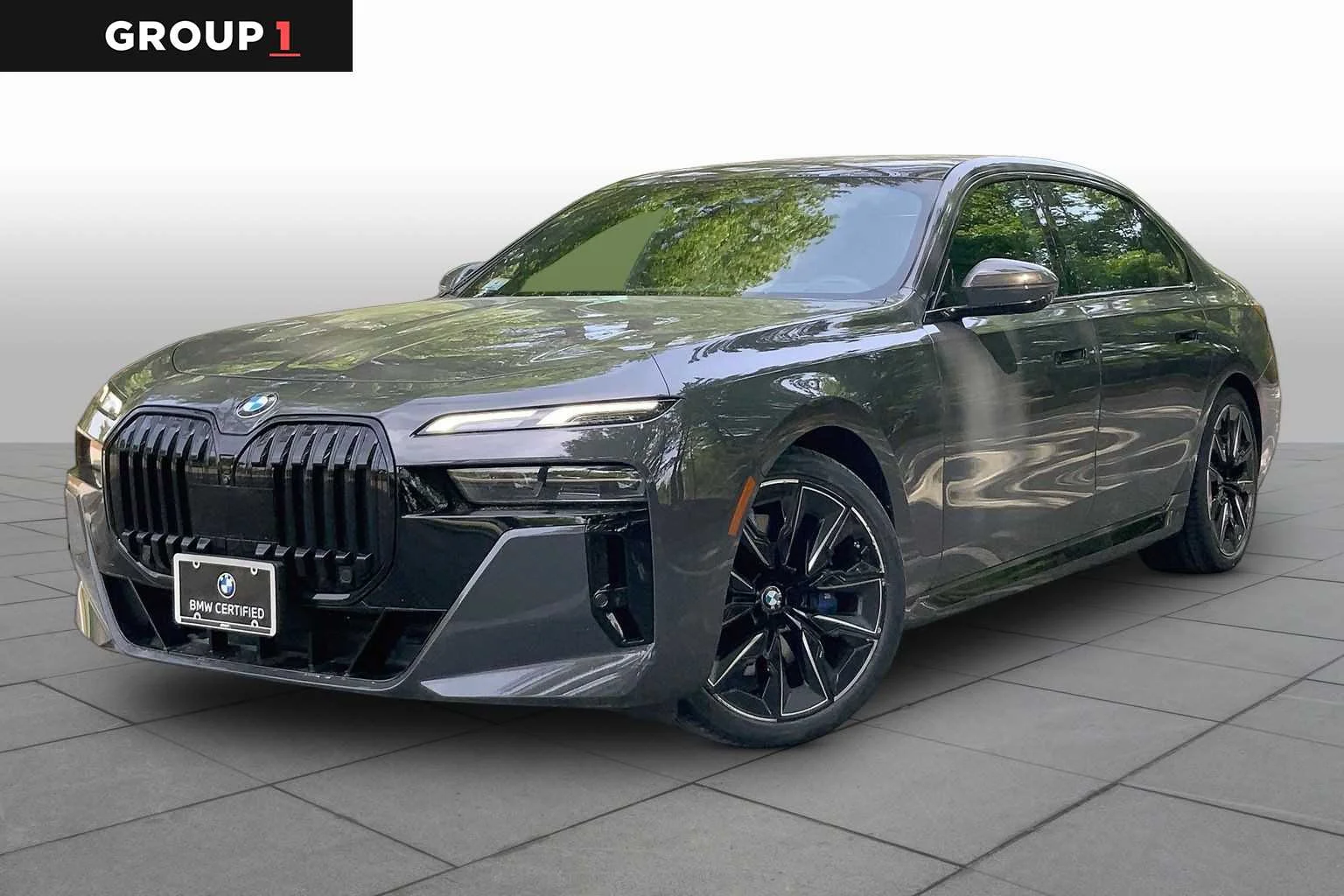 2023 BMW 740i 740i
