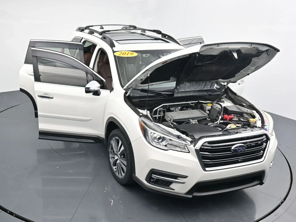 Used 2019 White Subaru Touring image 38