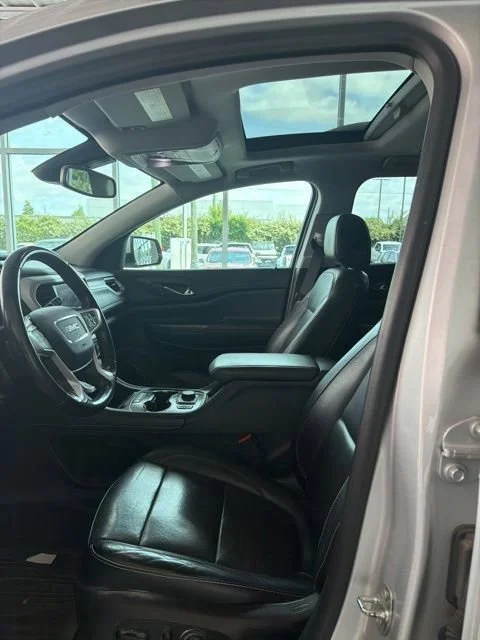 Used 2020 QUICKSILVER METALLIC GMC SLT image 6