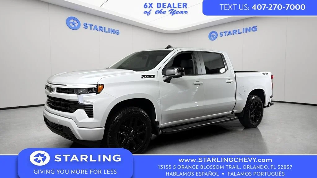 Used 2025 Summit White Chevrolet RST image 1