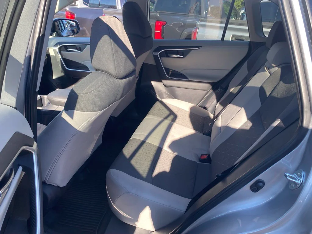Used 2025 Silver Toyota XLE image 7