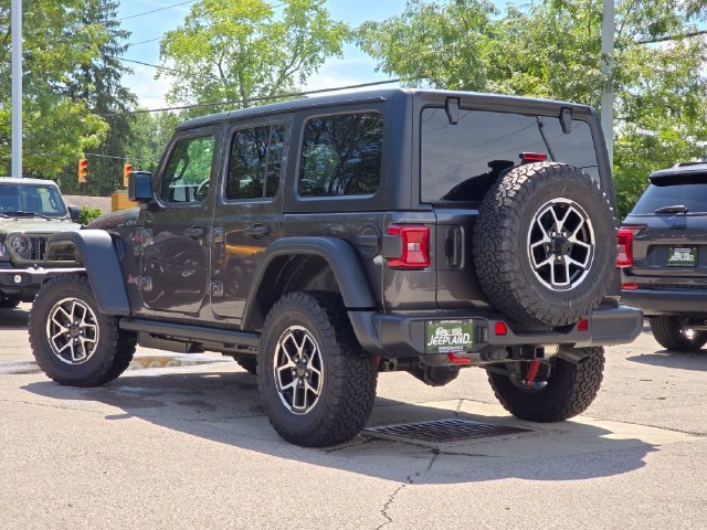 New 2026 Granite Crystal Metallic Clear-Coat Exterior Paint Jeep Rubicon image 27
