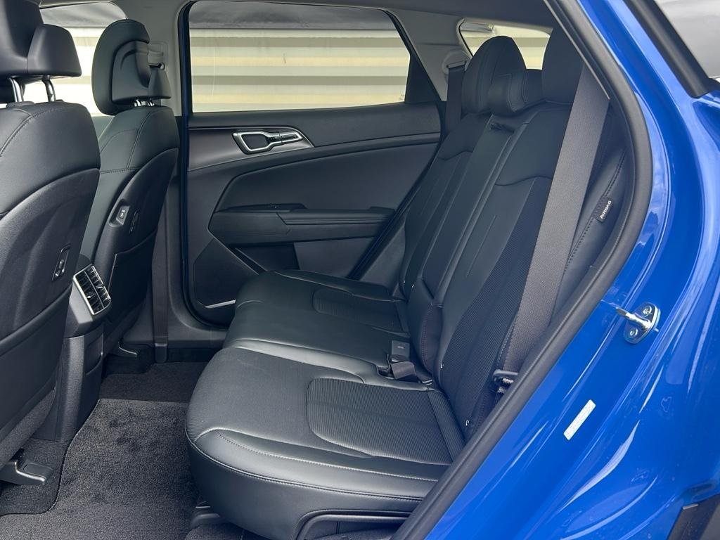 2026 Kia Sportage EX - Photo 13