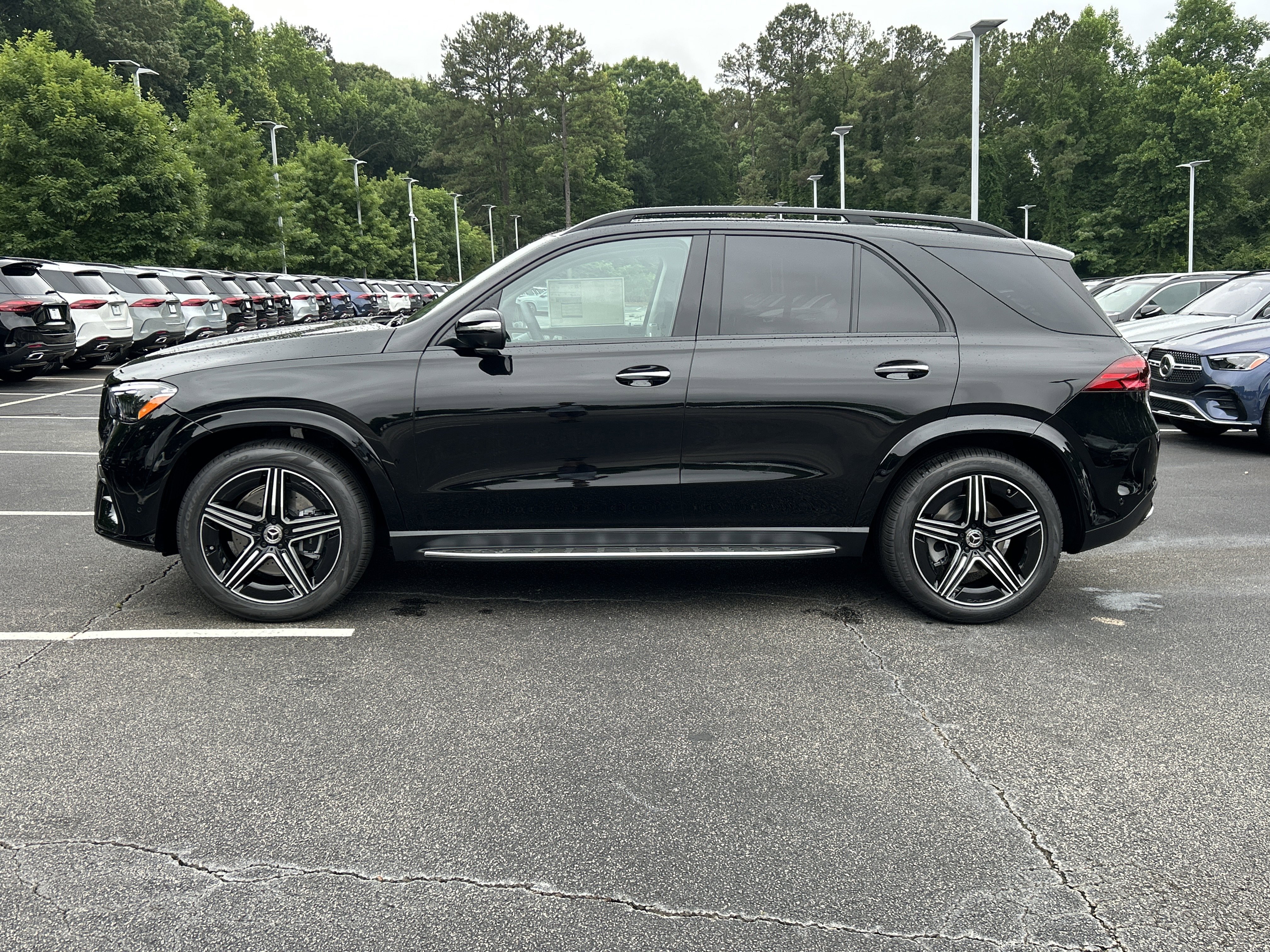 New 2026 Obsidian Black Metallic Mercedes-Benz GLE 350 4MATIC® SUV image 12
