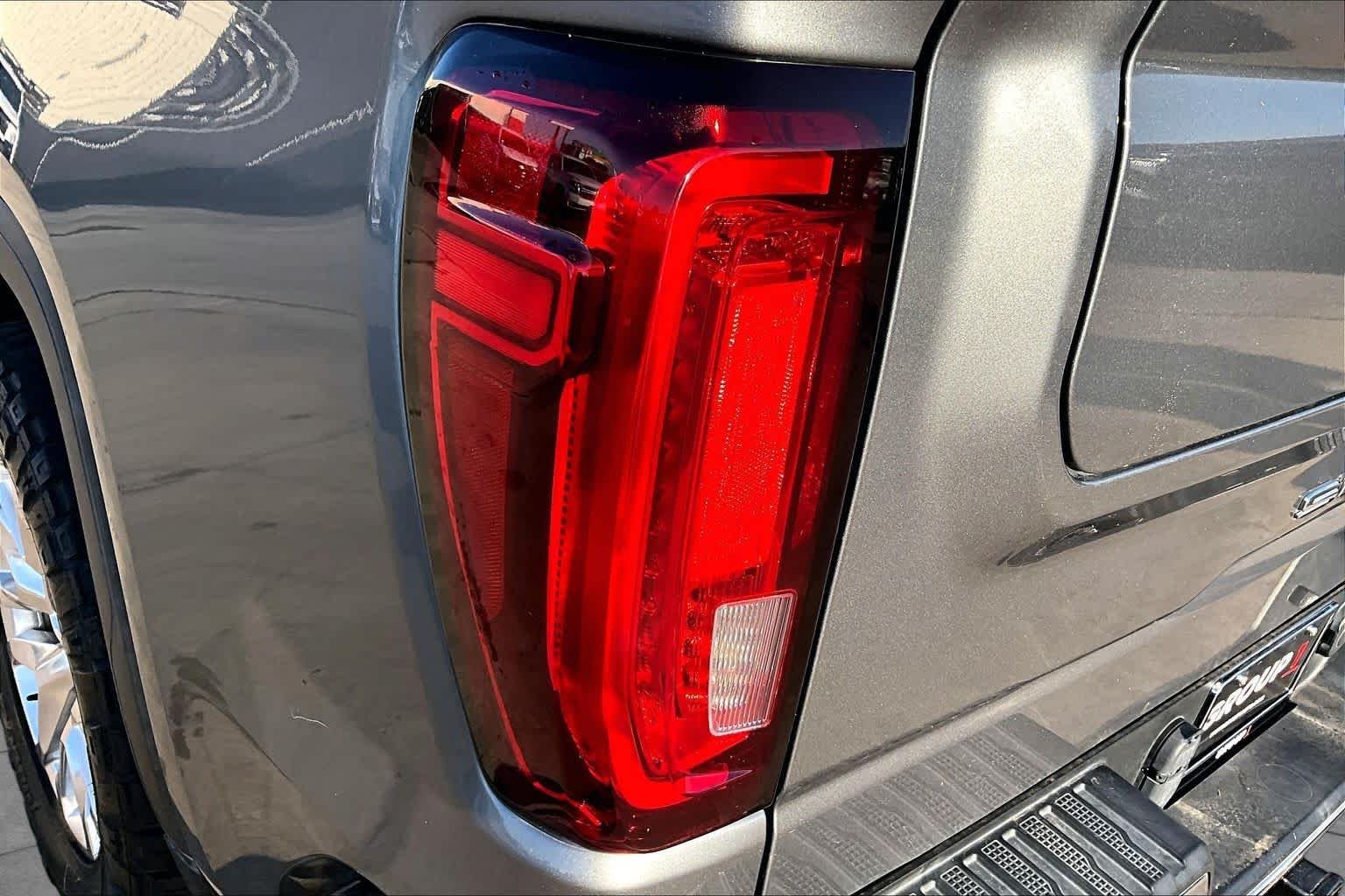 Used 2020 Satin Steel Metallic GMC SLT image 29