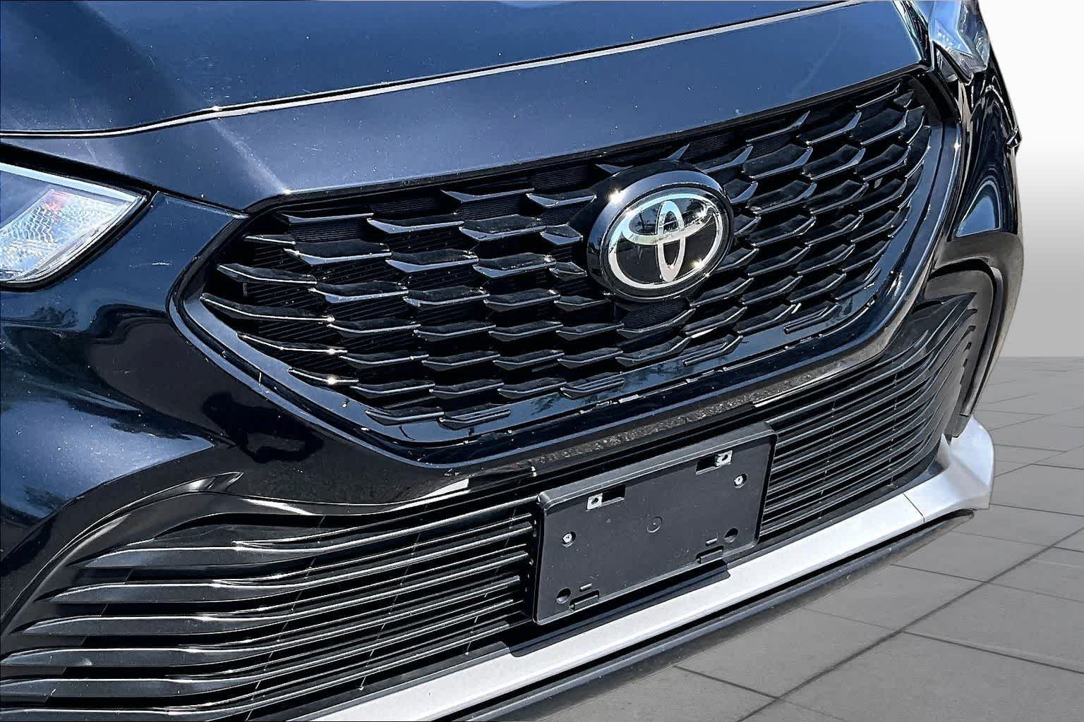 Used 2024 Midnight Black Metallic Toyota XSE image 30