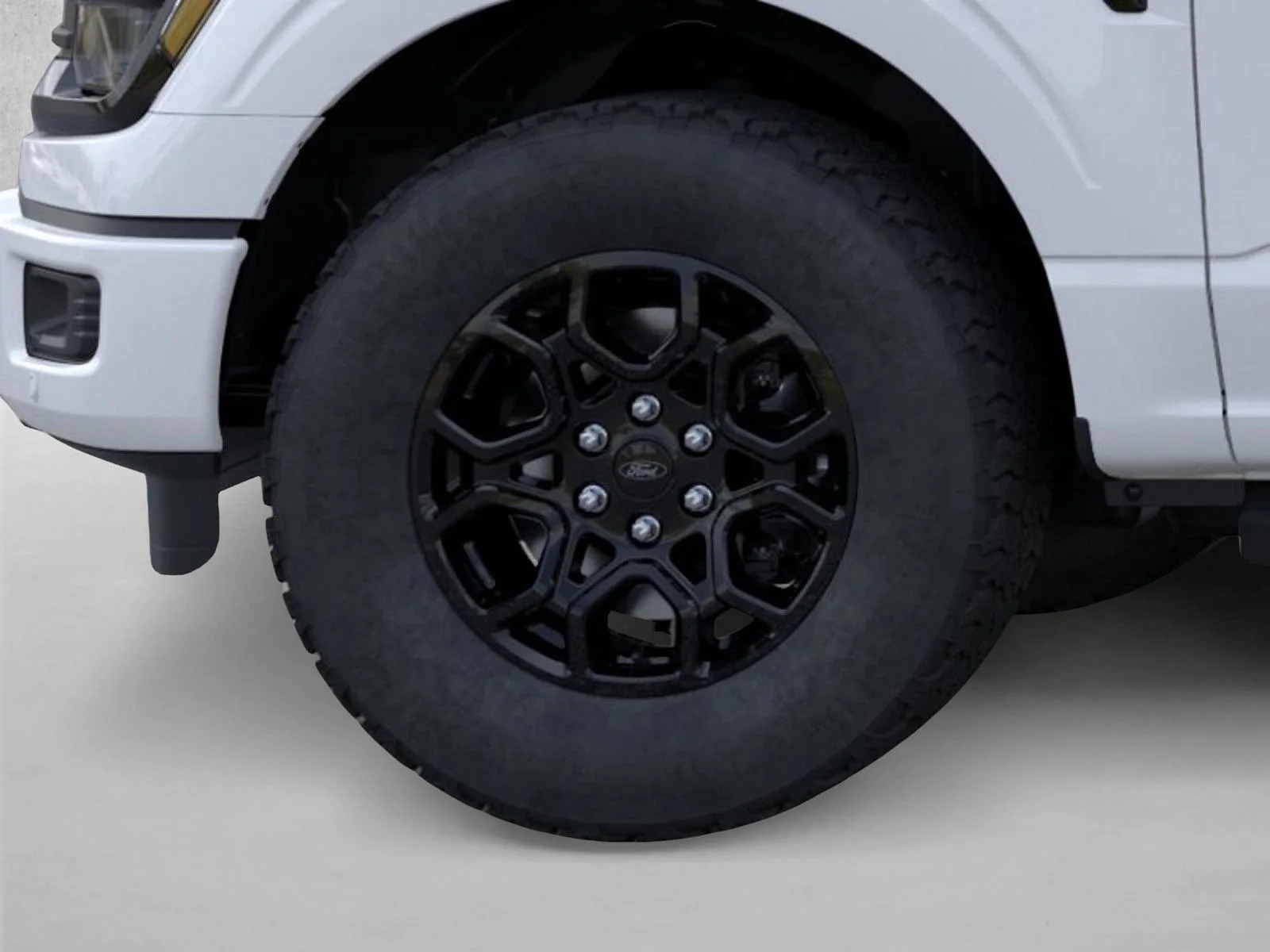 New 2026 Oxford White Ford XLT image 19