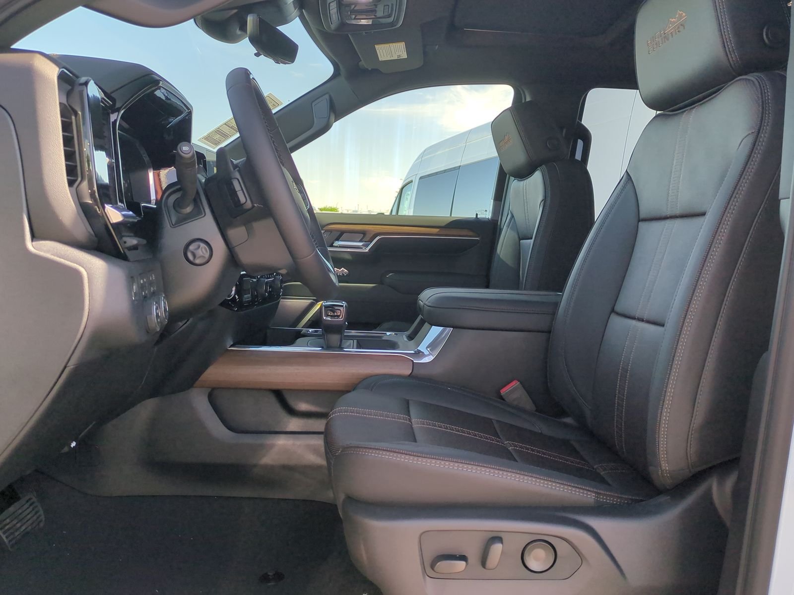 2026 Chevrolet Silverado 1500 High Country - Photo 57