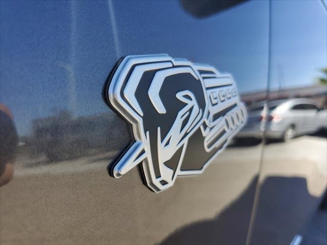 New 2026 Granite Crystal Metallic Clear-Coat Exterior Paint RAM LARAMIE image 36