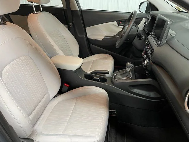 Used 2023 Gray Hyundai SEL image 21