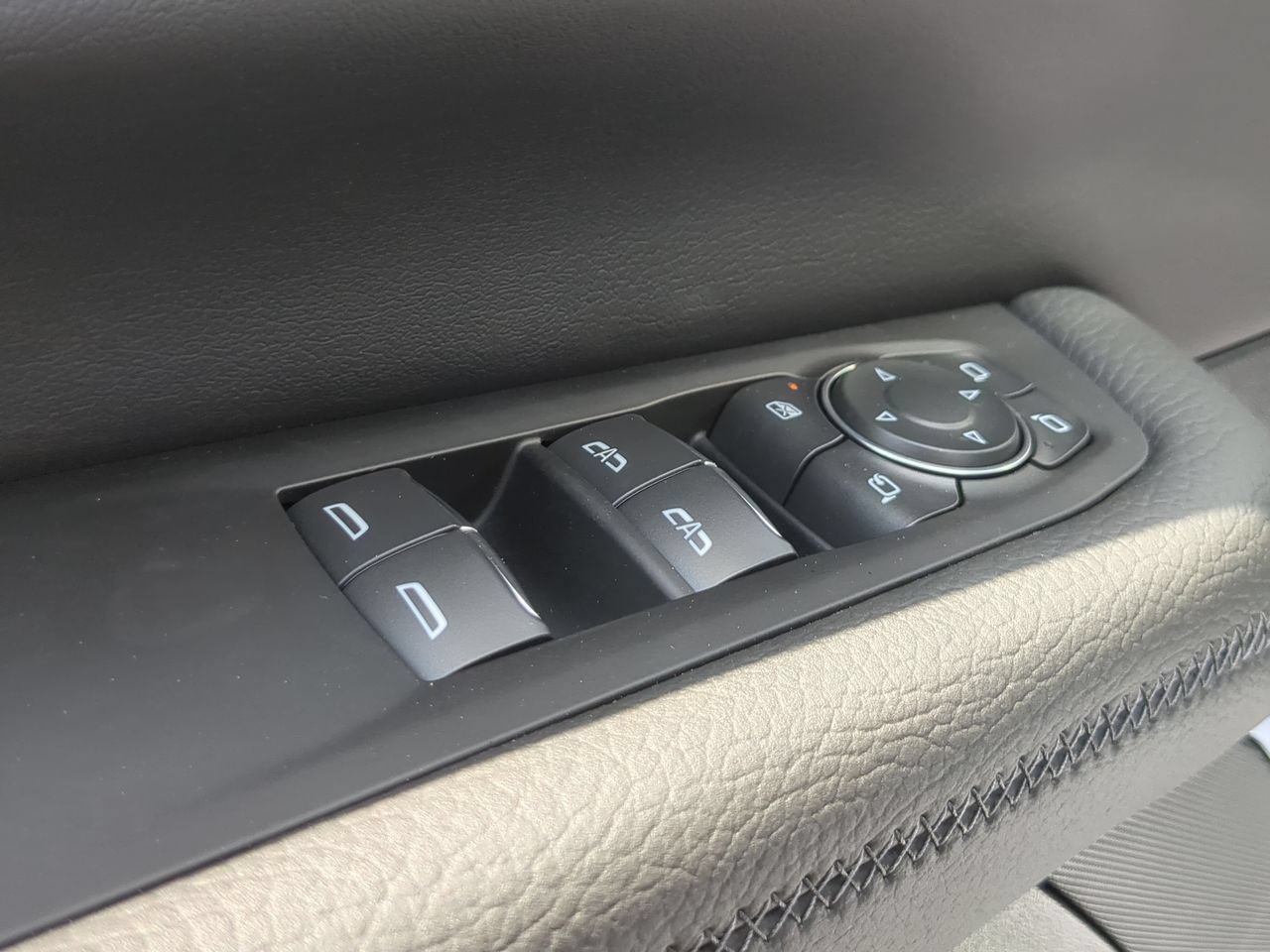 New 2026 Glacier White Tricoat GMC Denali image 24