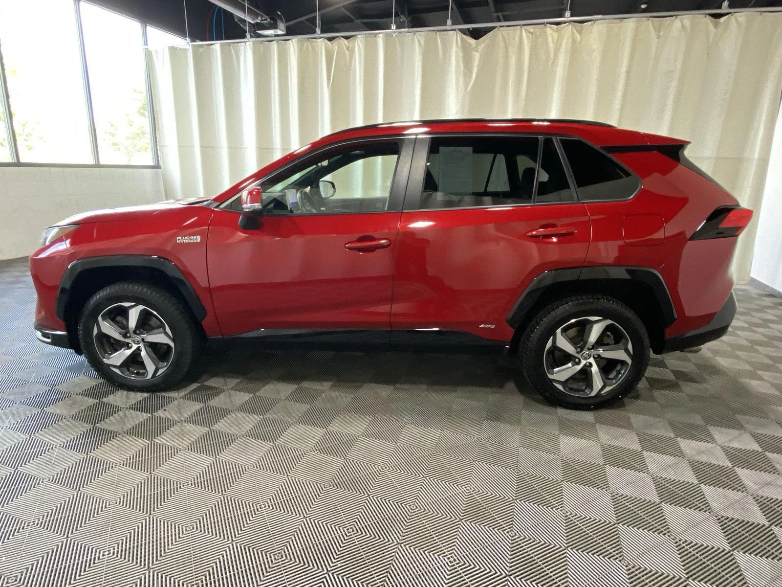 Used 2024 Supersonic Red Toyota SE image 9