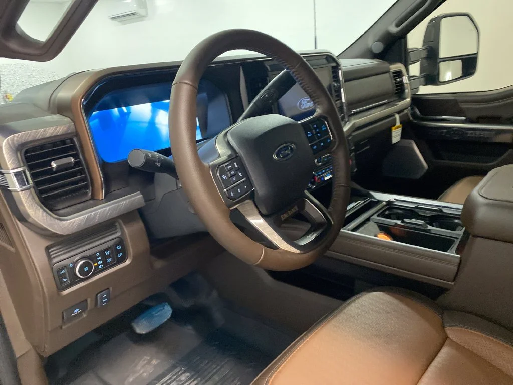Used 2026 Agate Black Met Ford XL image 14