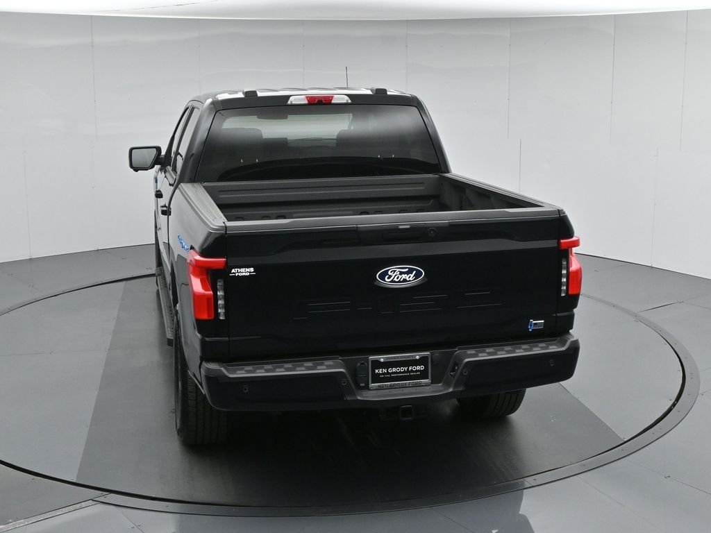 2025 Ford F-150 Lightning Flash - Photo 42