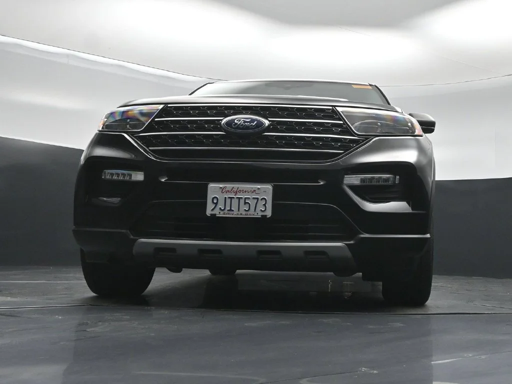 Used 2023 Black Ford XLT image 38