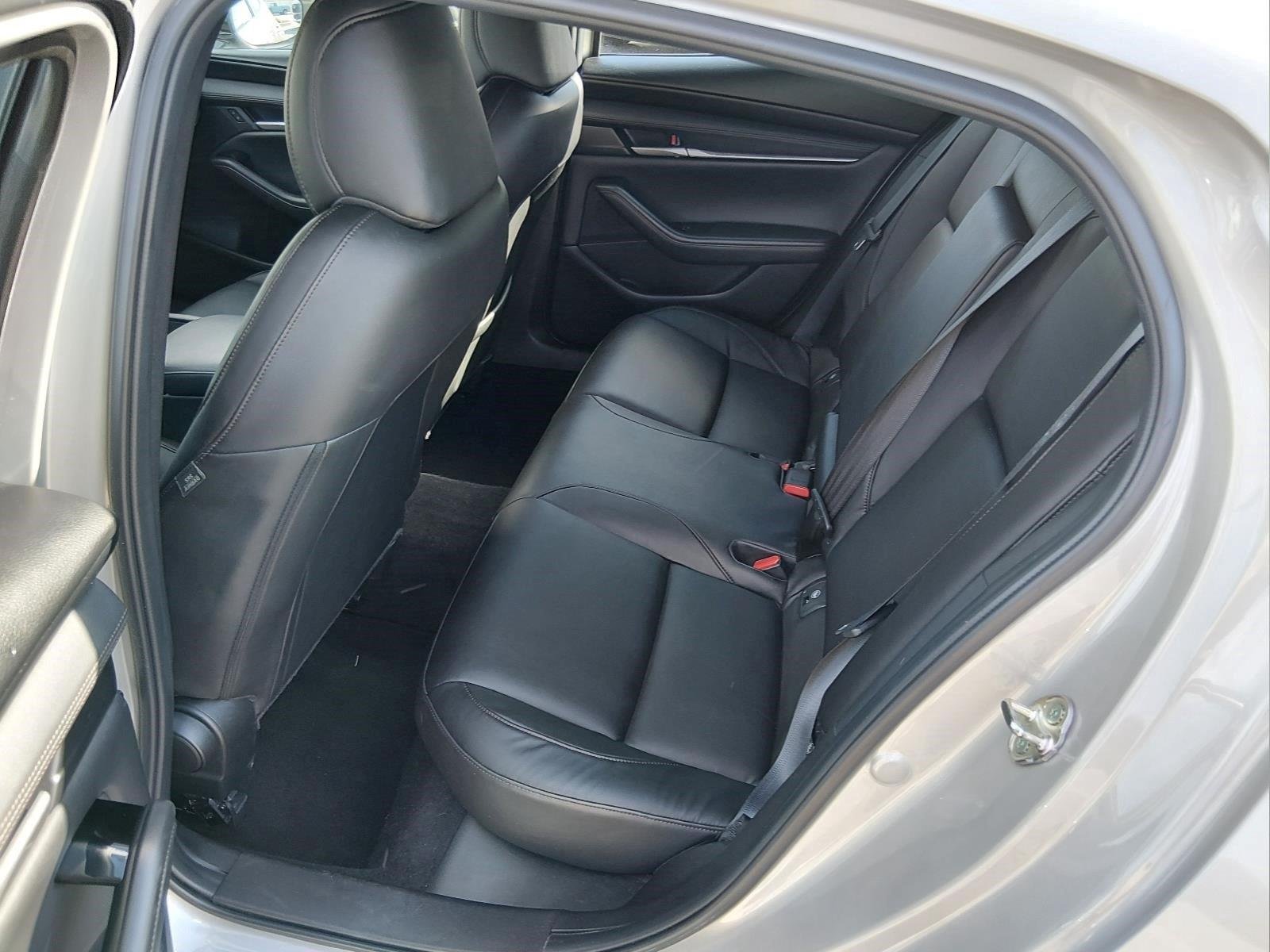 Used 2025 Platinum Quartz Metallic Mazda 2.5 S Select Sport image 18