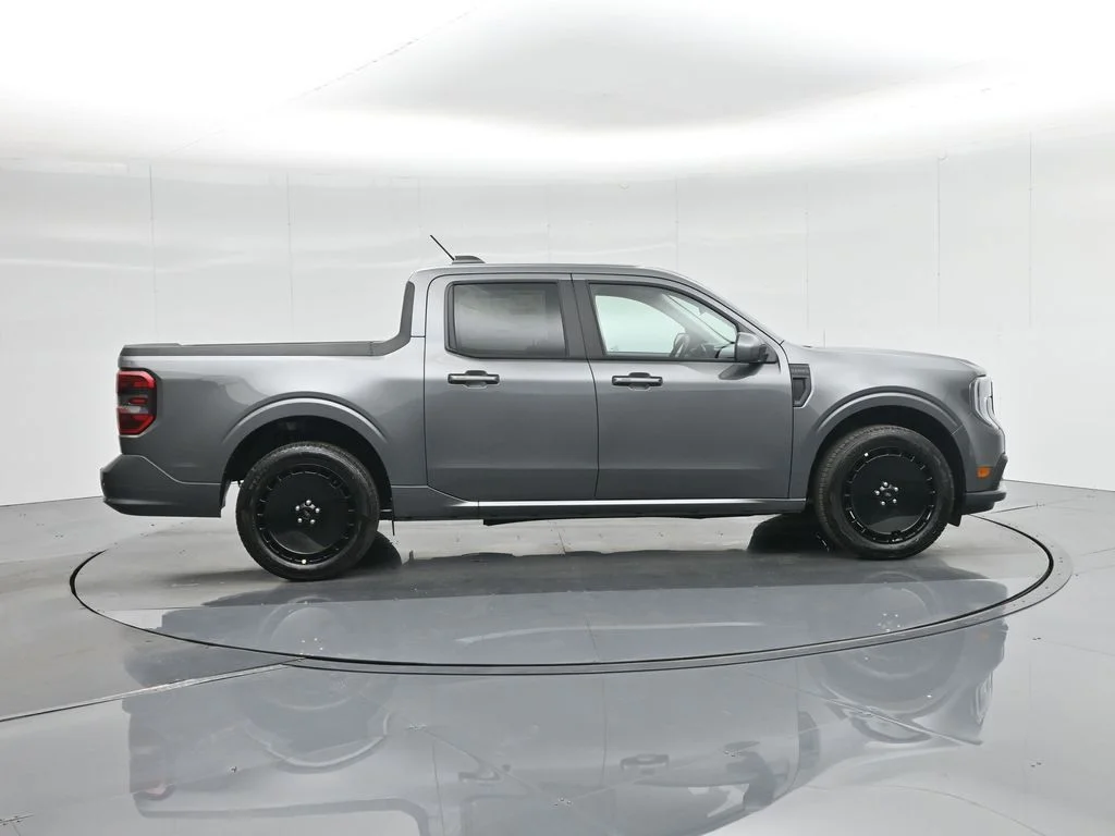 New 2025 Carbonized Gray Metallic Ford Lobo Standard image 25