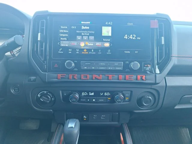 Used 2025 White Nissan PRO-4X image 15