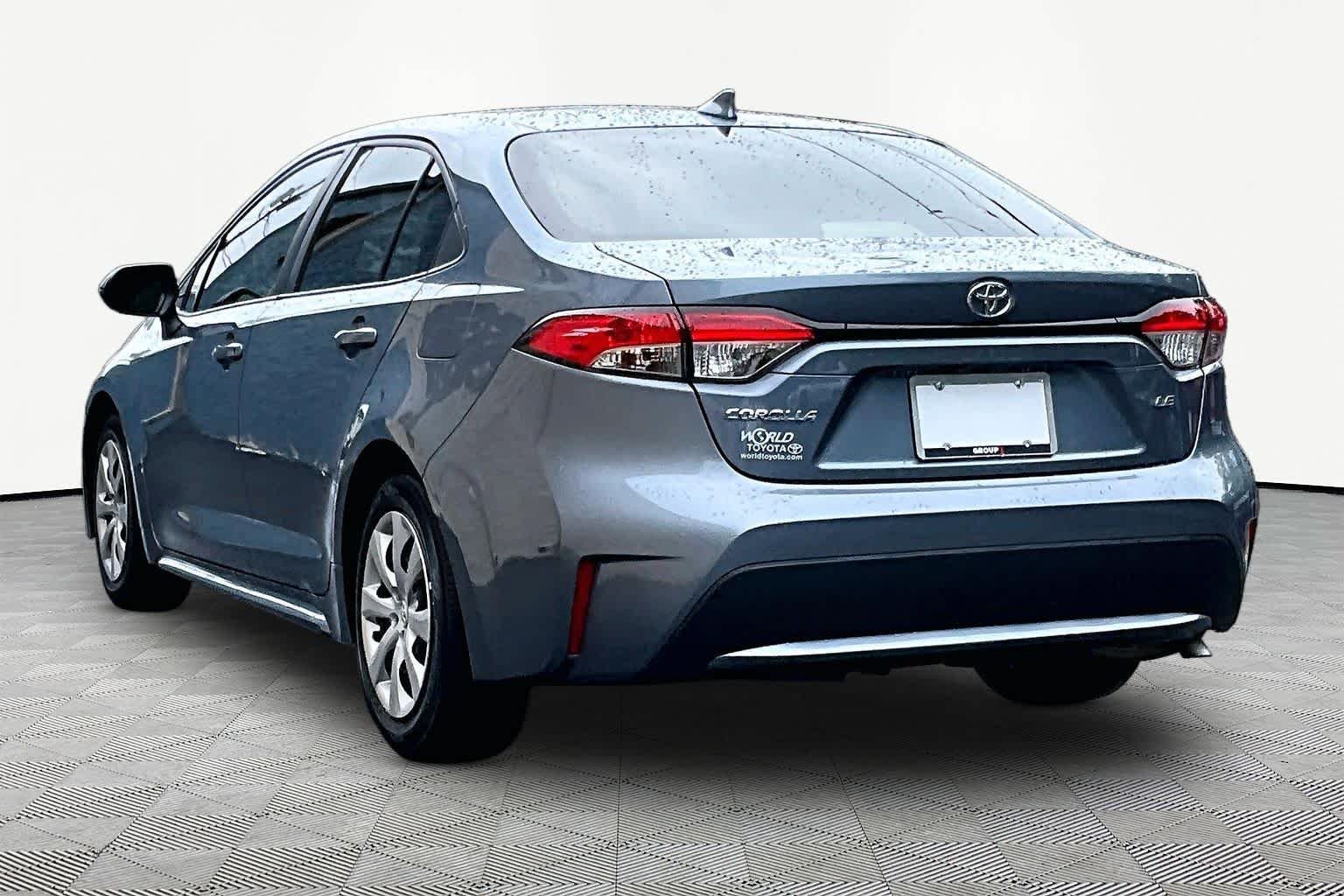 Used 2022 Celestite Toyota LE image 12