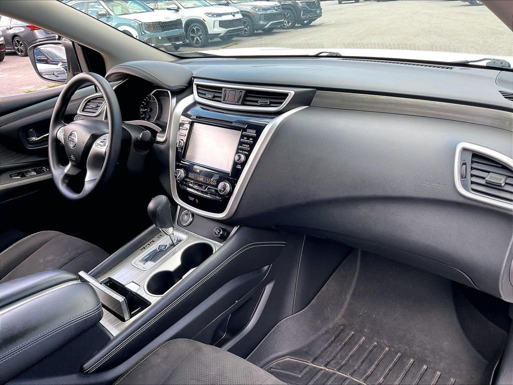 Used 2016 Pearl White Nissan S image 13