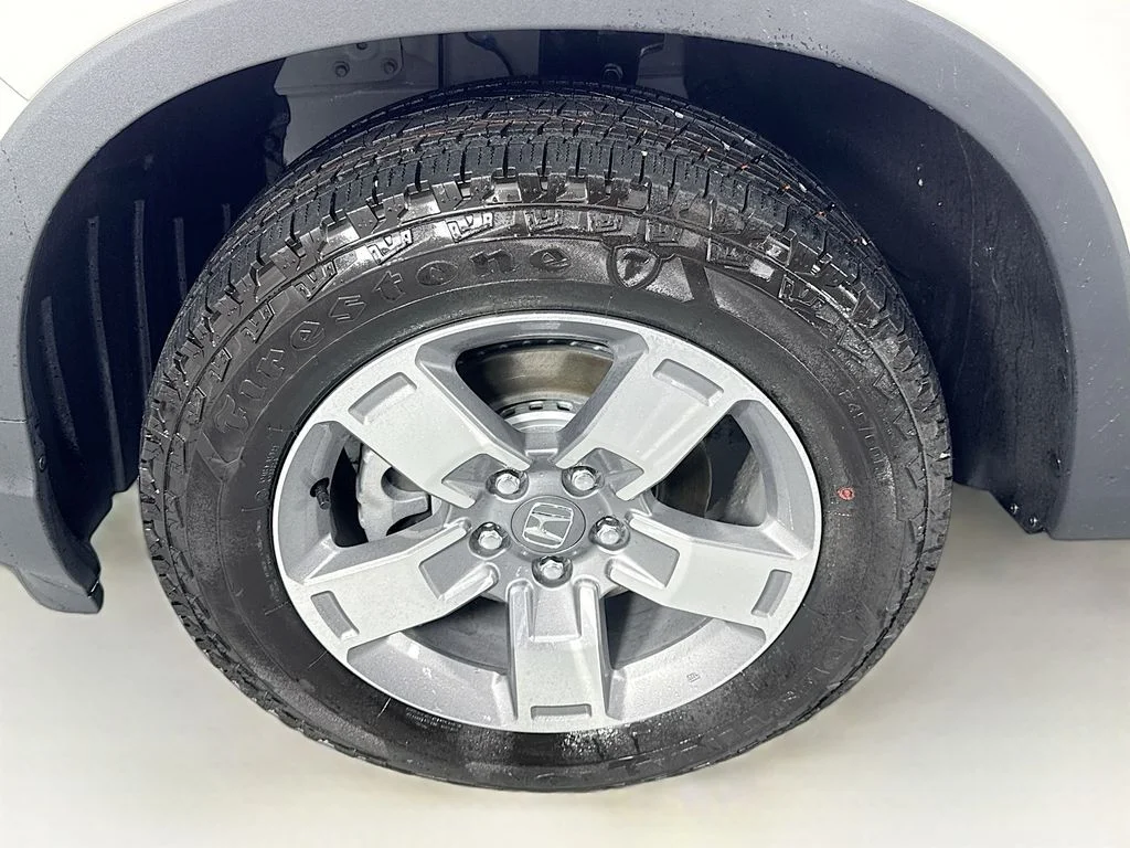 New 2026 Platinum White Pearl Honda RTL image 14