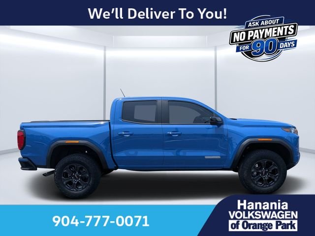 Used 2025 Blue GMC Elevation image 2