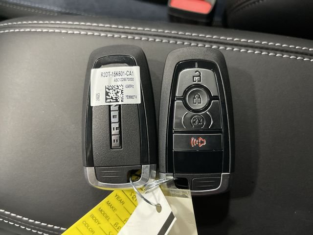 Used 2025 Black Ford Outer Banks image 34