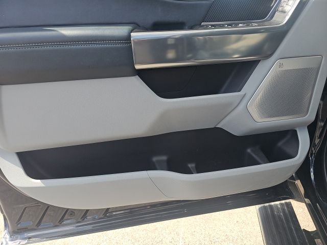 Used 2021 Blue Ford Limited image 18