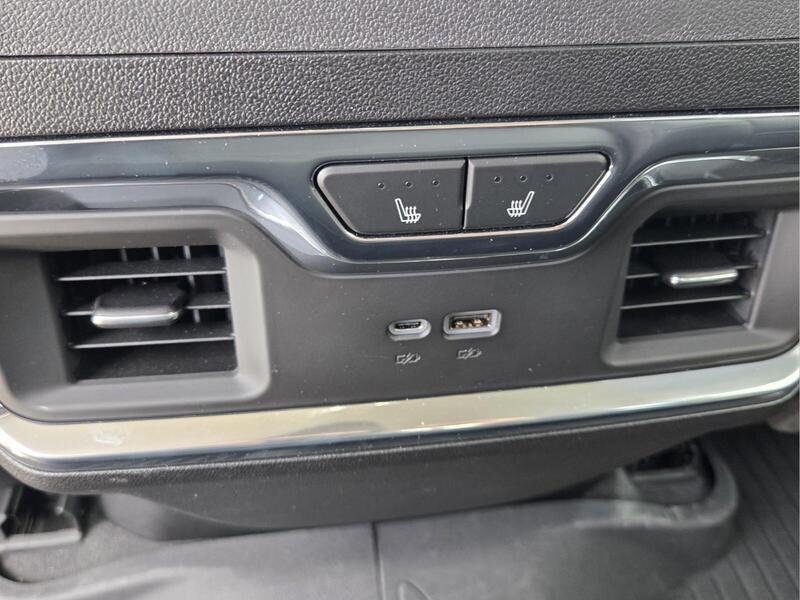 Used 2025 Pearl CHEVROLET 4WD CREW CAB 147" LTZ image 13