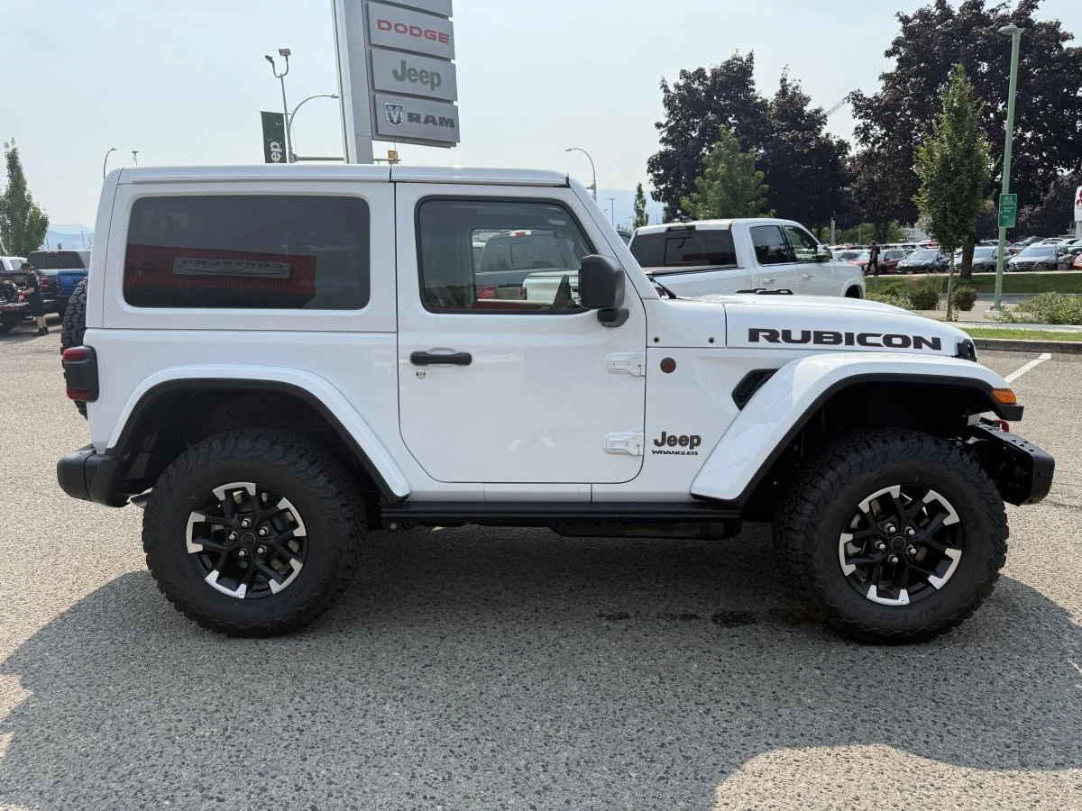 New 2026 White Jeep Rubicon X image 8