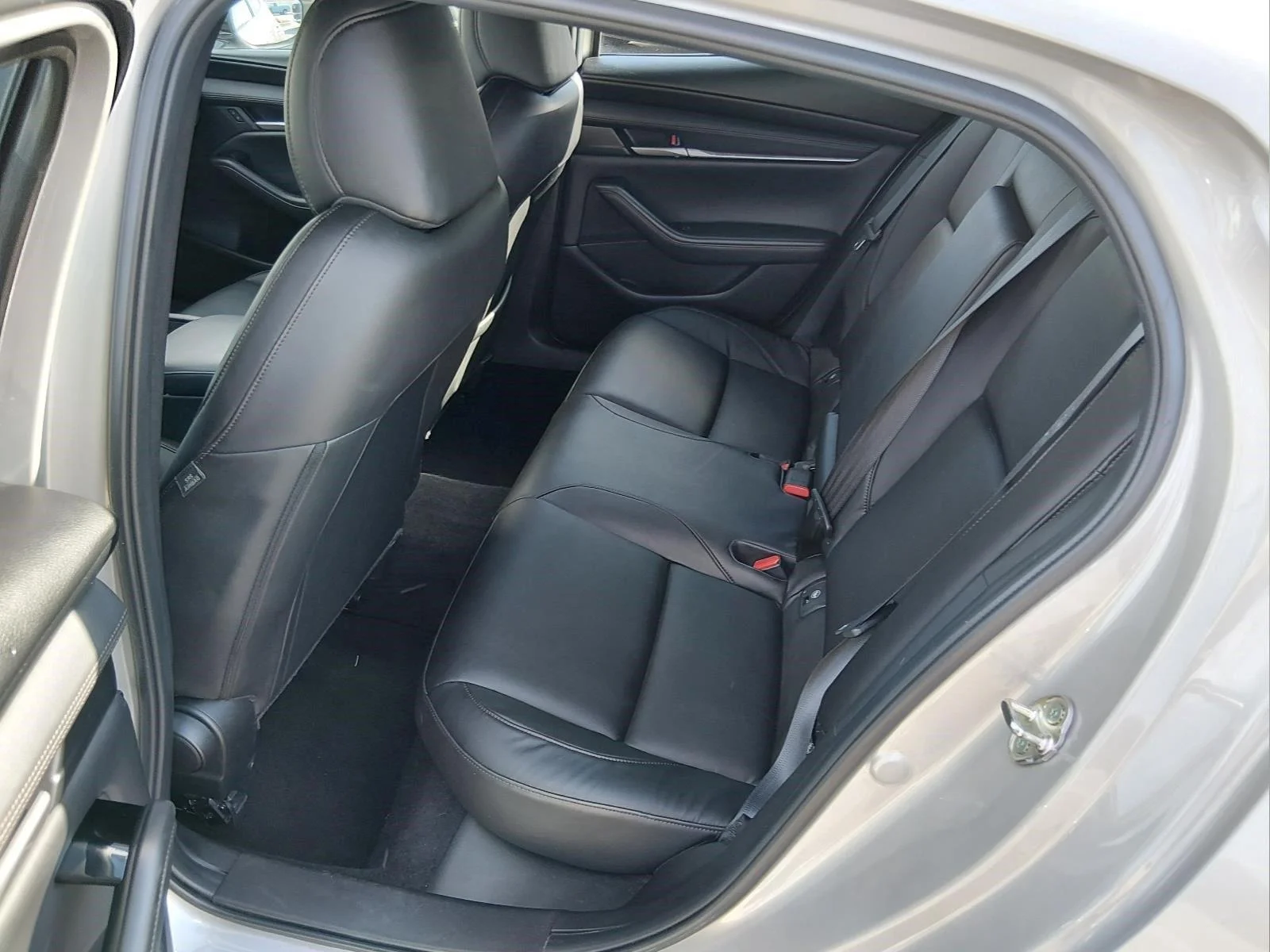 Used 2025 Platinum Quartz Metallic Mazda 2.5 S Select Sport image 18
