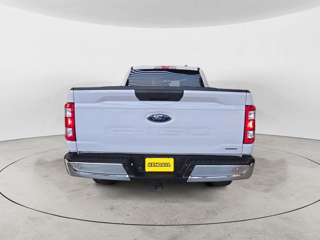 Used 2022 White Ford XL image 6