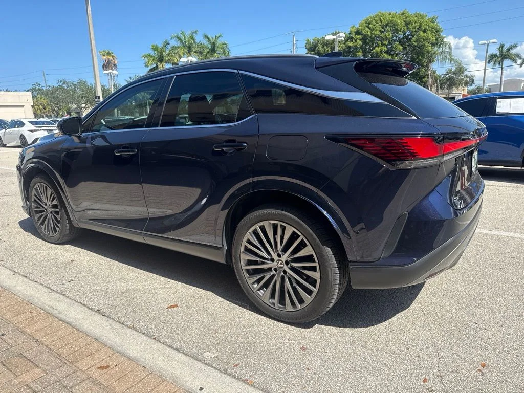 Certified Used 2024 Blue Lexus 350 Luxury image 4