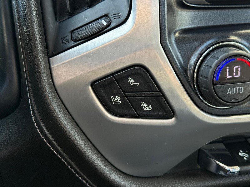 Used 2018 Onyx Black GMC SLT image 28