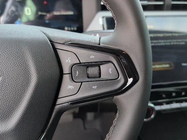 2027 Chevrolet Bolt LT - Photo 17