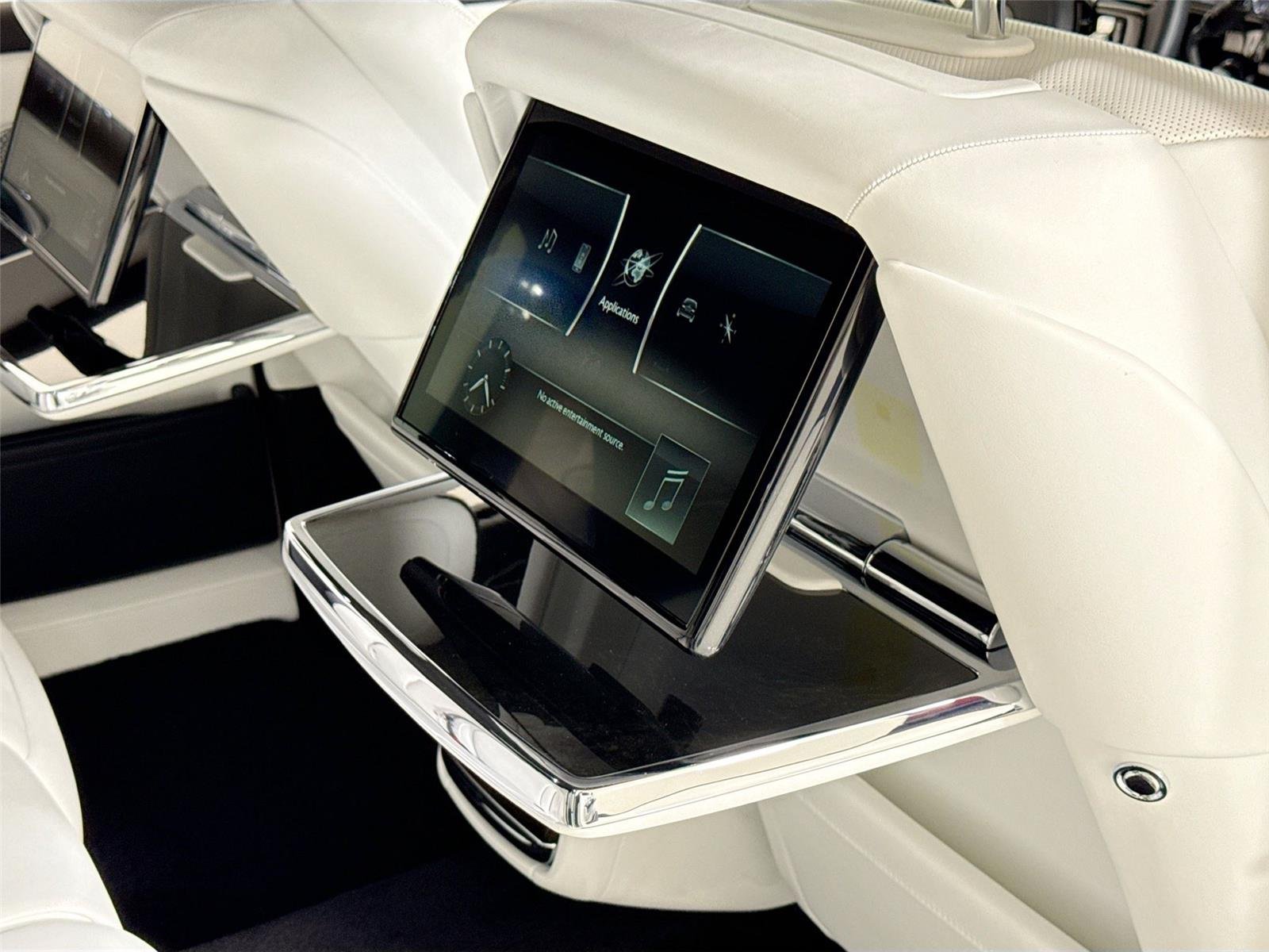 Used 2023  Rolls-Royce  image 37