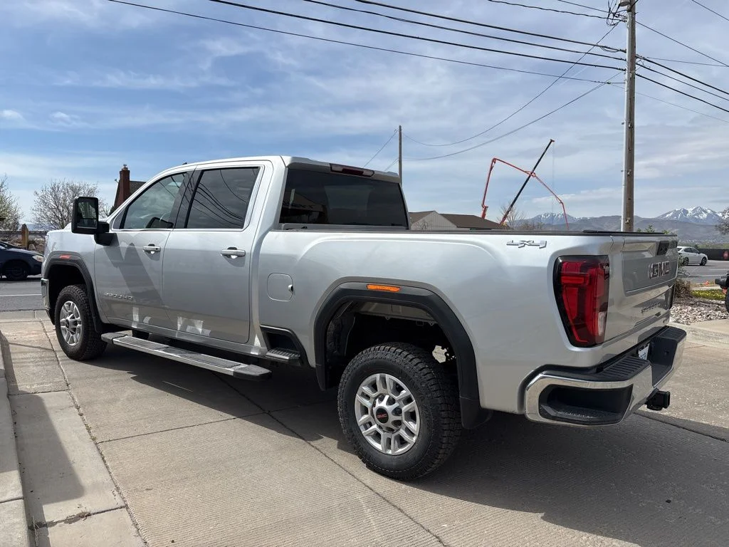 Used 2023 Silver GMC SLE image 5