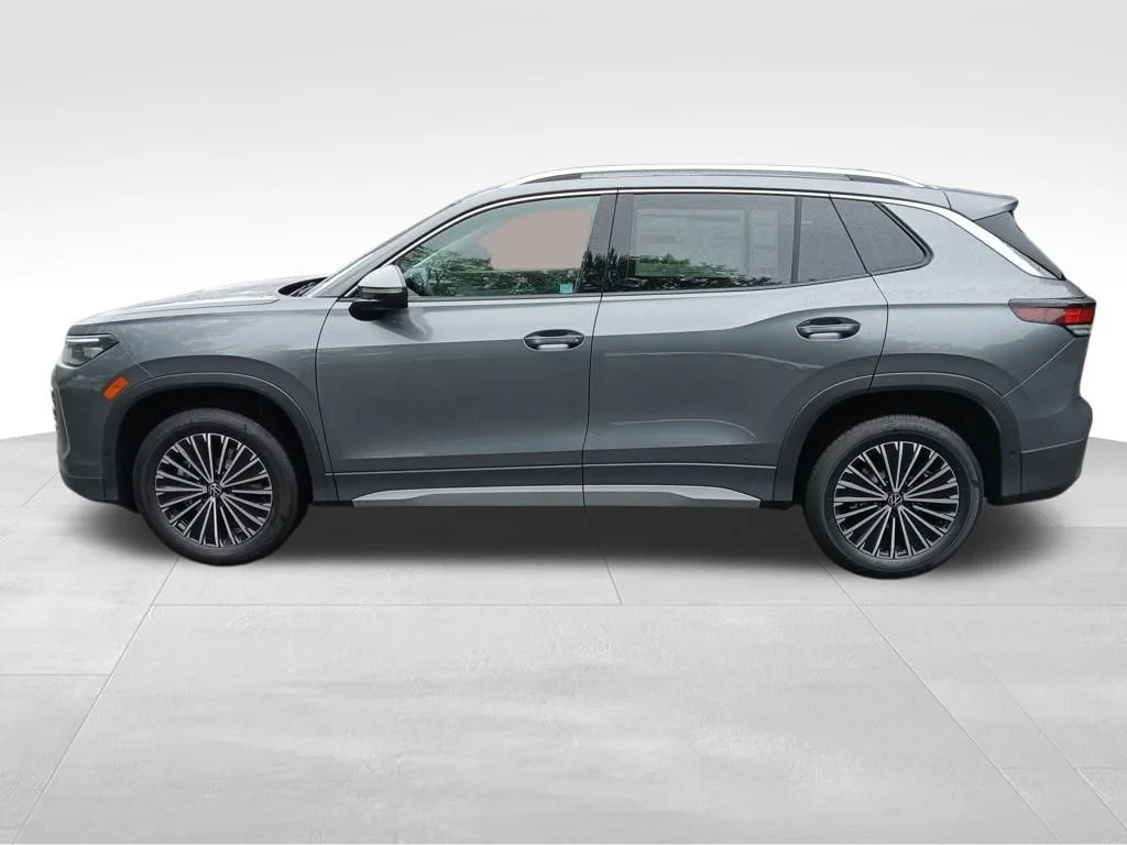 Used 2025 Gray Volkswagen 2.0T S image 2