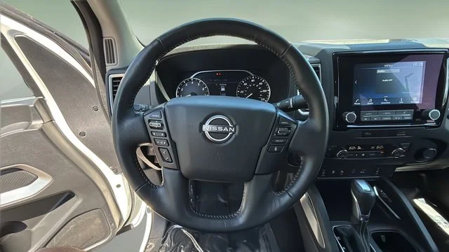 2024 Nissan Frontier SV - Photo 12