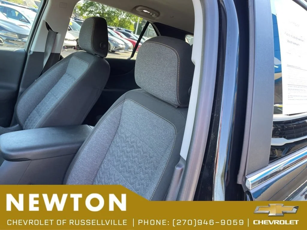 Used 2024 Mosaic Black Metallic Chevrolet LT image 5