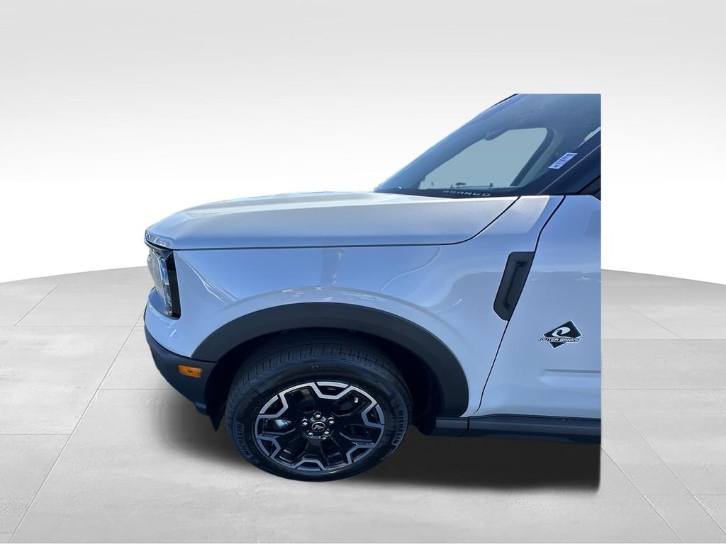 New 2026 Space White Metallic Ford Outer Banks® image 16