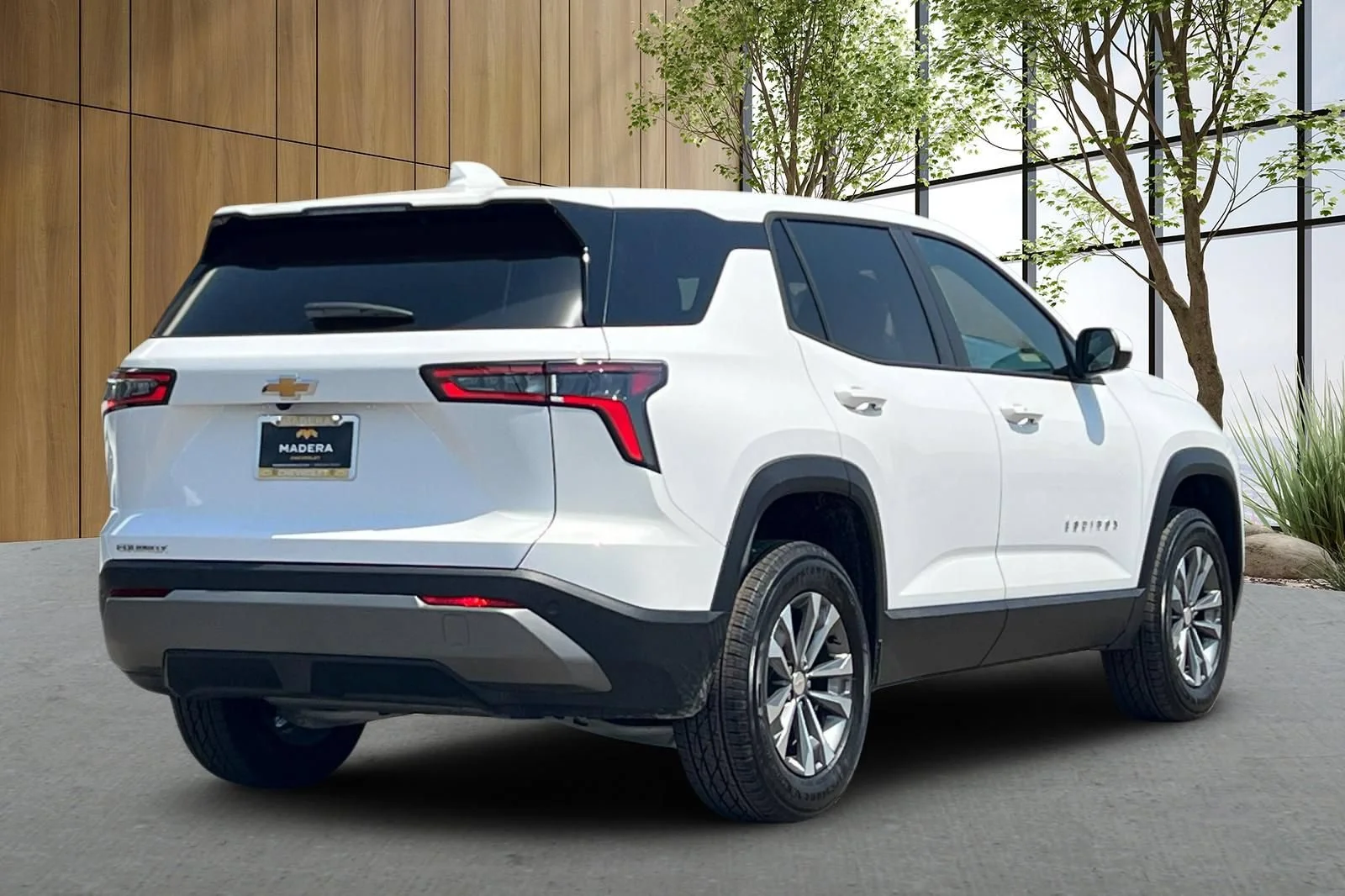 New 2027 Summit White Chevrolet LT image 4