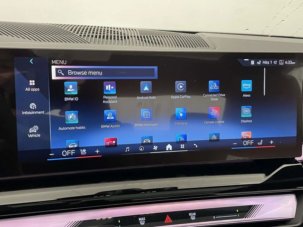 2026 BMW 5 Series 550e - Photo 23