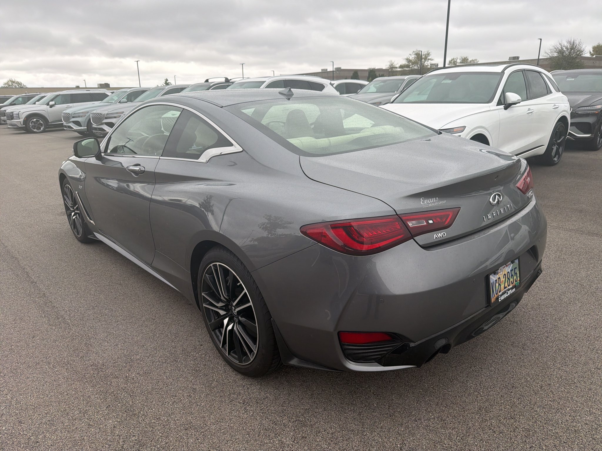 Used 2018 Graphite Shadow INFINITI SPORT image 12