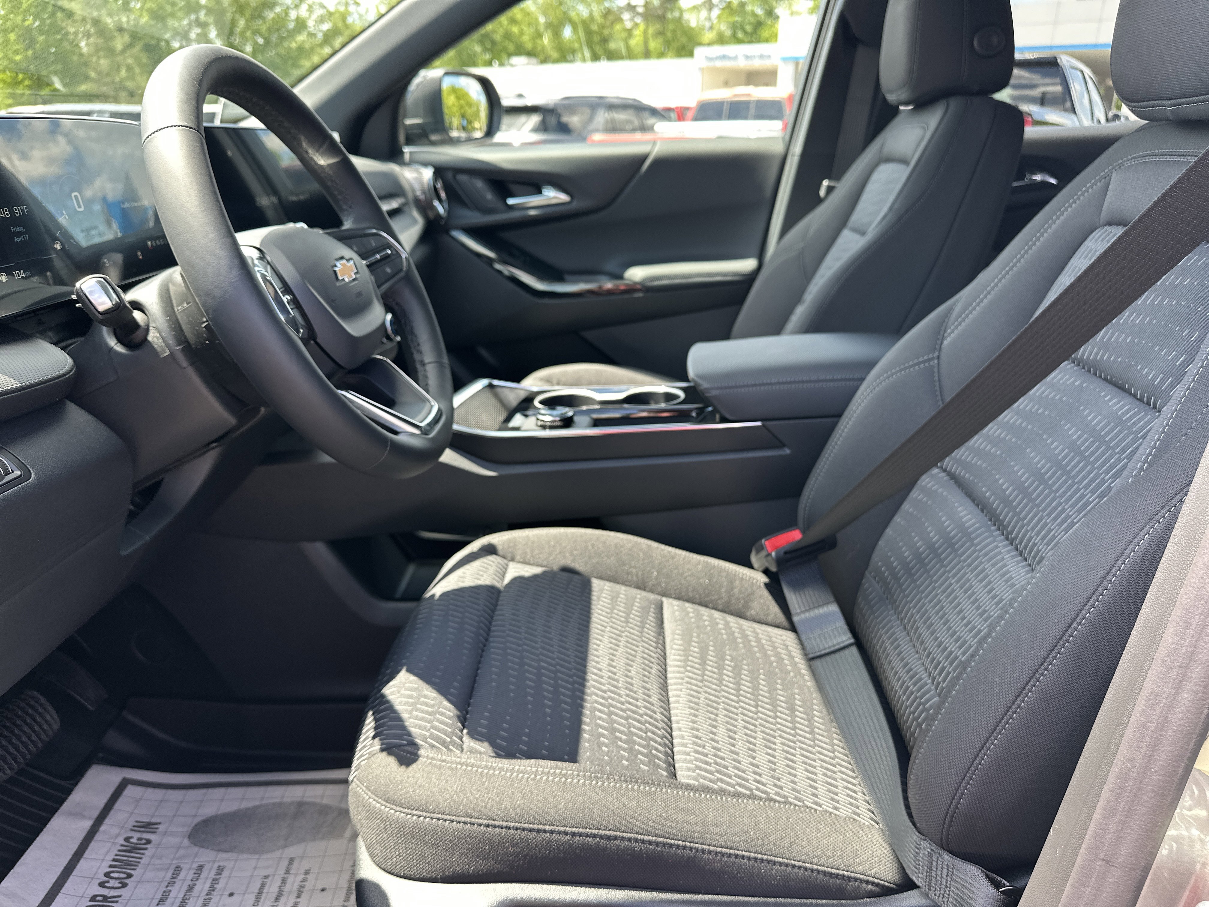 2026 Chevrolet Equinox LT - Photo 10