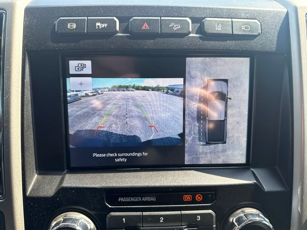 Used 2020 Gray Ford Lariat image 5