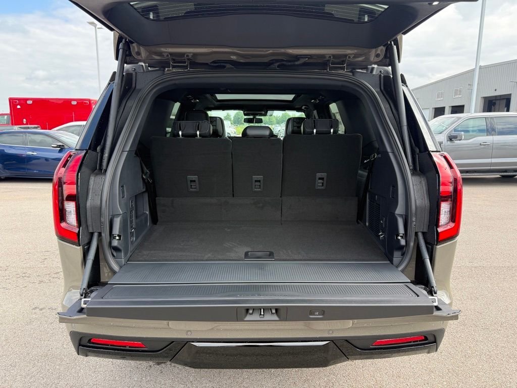 New 2027 Marsh Gray Ford Platinum image 35